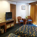 Royal Twins Palace 4*
