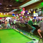 Hotel Harrys Bar & Restaurant