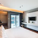 Sea Me Spring Tree Hotel (Adults Only) Pattaya