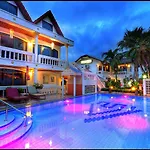 Oranje โรงแรม 3*
