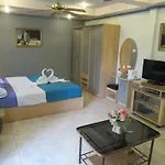 Oranje โรงแรม