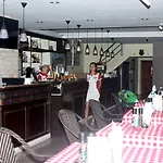 Hotel Zip & Restaurant Pattaya