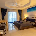 Blue Hotel 4*