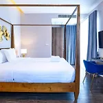 Inara Exclusive Pool - Pi5 Villa