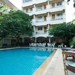 สวัสดีเพลซ โรงแรม 3*