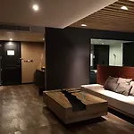 Tsix5 Quarter 5* Pattaya
