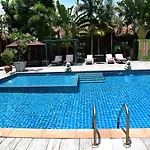 Hotel At