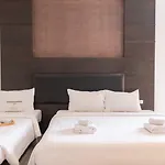 Hotel Tribe 3*