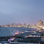 Marine Plaza Hotel Pattaya