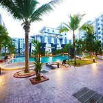 Arcadia Waters Condo Resort Pattaya