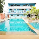 Oyo 1004 Naklua Mansion โรงแรม Pattaya