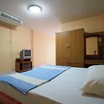 Oyo 1004 Naklua Mansion