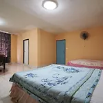 โรงแรม Oyo 1004 Naklua Mansion Pattaya