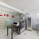 Oyo 1066 Encore Sea Side Hotel