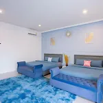 โรงแรม Platinum Pool