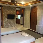 Hotel Dolphinplace 4*