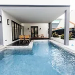 Villa 5 Bed Arcadia - 6 *