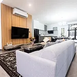 5 Bed Arcadia - 6 Villa Pattaya