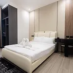 5 Bed Arcadia - 6 Villa Pattaya