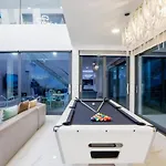 Villa Sol, Luxe 5 Beds