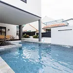 5 Bed Arcadia - 6 Pattaya