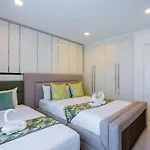 Sol, Luxe 5 Beds Villa
