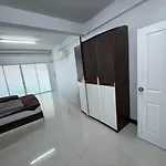 Apartment Natthakan N&k Management *