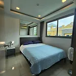 Arcadia Continental Apartment