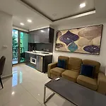 Arcadia Continental Apartment Pattaya