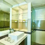Sea View 1bedroom Wong Amat Tower 3312