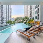 อพาร์ทเม้น The Base By Silqstay Iv