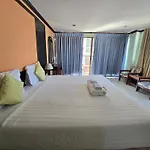 Mike Beach Resort