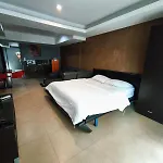 Delmar Room