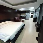 Delmar Room