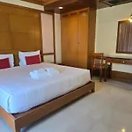 Mike Beach Resort