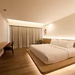 โรงแรม โรงแรมเวลคัม พลาซ่า