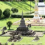 Oyo 1157 Ploy Pailin Place