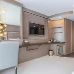 Hotel Vanko International