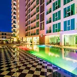 Panoramic View Tower: Garden Oasis Pattaya
