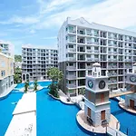 Arcadia 芭提雅市中心公寓 Pattaya
