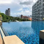 อพาร์ทเม้น The Axis Pattayaใจกลางเมืองวิวทะเลภูเขา