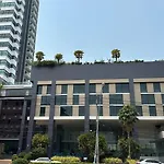 The Axis Pattayaใจกลางเมืองวิวทะเลภูเขา อพาร์ทเม้น Pattaya