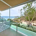 Ta Yai Beach Resort