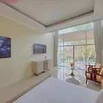 Ta Yai Beach Resort