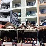 4 Palms Prathanak Guest house