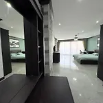 Spacious 2br - 3 Balconies Views Pattaya