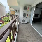 วันหยุดที่บ้าน Spacious 2br - 3 Balconies Views Pattaya