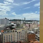 อพาร์ทเม้น Edge Pattaya中心公寓 无边泳池 地标景观 海景房 *