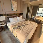 Luxury 2Br Sea View Unit I 35Th Floor Rare Unit