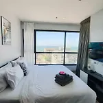Apartment The Base